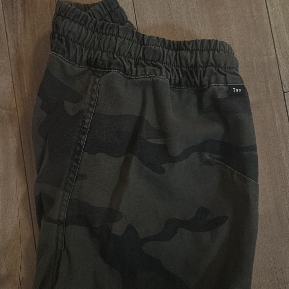 TNA cargo camo jogger pants - Picture 3 of 5